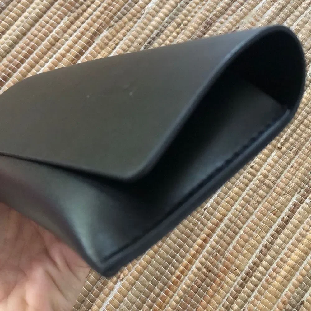 L.A.M.B. Black eyeglass sunglass case